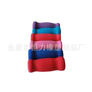 Cubiertas de plástico para manillares de bicicletas infantiles, antideslizantes, protectoras, fabricadas en Zhejiang - Product Image 1