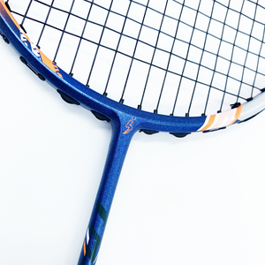 <span class=keywords><strong>Raquette</strong></span> de <span class=keywords><strong>badminton</strong></span> ultra-légère 8U 60g, entièrement en fibre de carbone, <span class=keywords><strong>raquette</strong></span> individuelle pour adultes, durable et à haute tension, type attaque. - Product Image 2