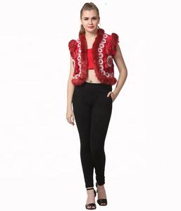 Chaleco Clásico Vintage Étnico Banjara Indio Tradicional Bordado a Mano para Mujer con Bordado Tribal Intrincado y Ribete de Piel - Product Image 1