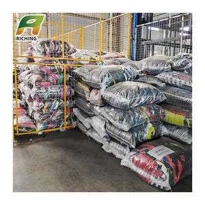 All'ingrosso all'ingrosso <span class=keywords><strong>abbigliamento</strong></span> usato per bambini e neonati balle di un grado ragazzi ragazze marchi internazionali Fardo De Roupas Usadas - Product Image 1