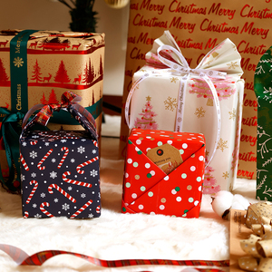 Wholesale 80g Christmas Hot Stamping Kraft <b>Paper</b> <b>Tissue</b> 43*300cm Gift Luxury Custom Packaging <b>Wrapping</b> <b>Paper</b> Roll - Product Image 3