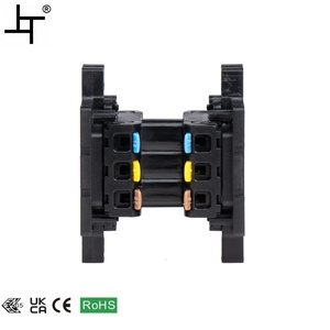 Enec CE cắm nối ngắt mạch 3Pin với quá tải ngắn mạch và bảo vệ điện áp cho Phân phối công nghiệp - Product Image 1