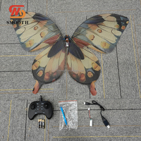 Drones de simulación de mariposas biónicas LED con control remoto, decoraciones dinámicas para eventos con movimiento de alas.