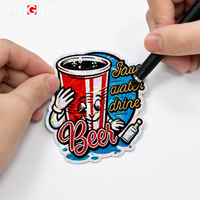 Autocollants holographiques personnalisés en forme d'étoile, autocollants mignons de dessins animés, découpés au laser, en vinyle, imperméables, arc-en-ciel pour téléphone et ordinateur portable