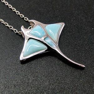 Joyería de Plata de Ley 925 con Forma de Mantarraya, Colgante de Mantarraya Natural de Hawái con Larimar - Product Image 4
