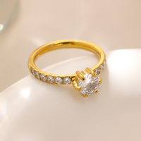 Bague de mariage en zircon étincelant pour femme, en acier inoxydable plaqué or, bijoux de luxe, solitaire, vente en gros pour filles et femmes