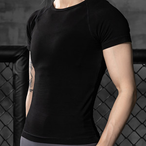 Camiseta Negra de Manga Raglán para Hombre Lara Star, Cuello Redondo, Corte Regular, Transpirable, Estampado Jersey, Estilo Casual - Product Image 3
