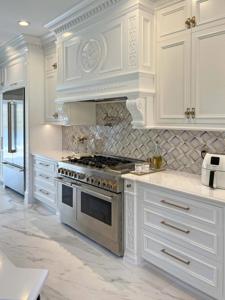 Vermonhouzz Mobili da Cucina Rustici in Legno Bianco per Ville di Campagna e Resort in Stile Moderno - Product Image 3