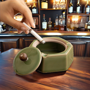 Cenicero de Cerámica MSH con Diseño Hexagonal Retro, Antihumo y Antiacero Volátil, con Tapa, para Oficina, Auto, Hotel, Restaurante y Hogar - Product Image 2