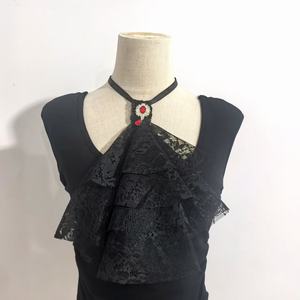 أزياء مخصصة منديل العنق مطوي أبيض انفصال المرأة بلوزة الكشكشة الملكية فو الدانتيل طوق - Product Image 3