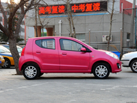 Suzuki Alto d'occasion 2013, 1.0L Auto Mini Voiture, Consommation de Carburant Ultra-Faible pour l'Exportation