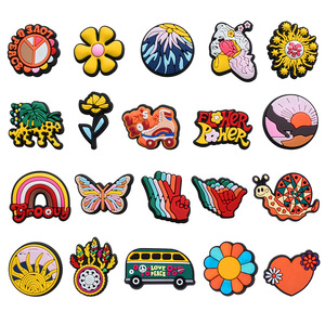 Abalorios Retro Personalizados para Zapatos con Diseño Hippie, Arcoíris y Van, Broches de Flores de los 70 para Decoración de Zuecos DIY - Product Image 1