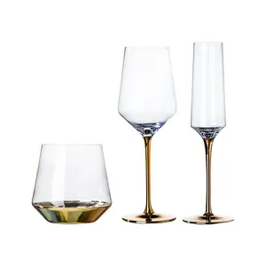 Bicchieri da vino trasparenti all'ingrosso calice creativo unico stelo d'oro bicchieri da vino rosso e bicchiere da vino senza stelo in oro bicchiere da bere