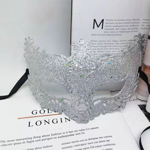 Máscara de media cara hueca para mujer, accesorios de actuación para <span class=keywords><strong>bar</strong></span>, máscara de zorro de encaje de Venecia para Halloween - Product Image 3