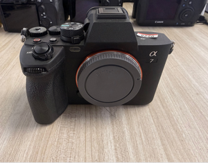 Caméra numérique professionnelle de streaming en direct A7IV avec capteur CMOS plein format 4K et batterie rechargeable A7 M4 - Product Image 2