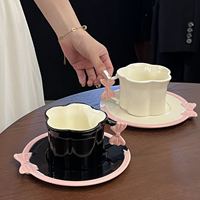 Tasse en porcelaine en forme de papillon et de fleur écologique avec soucoupe Capacité de 200 à 400ml pour boire du thé ou comme cadeau Vente chaude