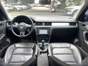 VW <span class=keywords><strong>Bora</strong></span> 2013 1.6L Gasolina, Sedán con Volante a la Izquierda, Motor Potente y Confiable, Bajo Kilometraje, Buen Estado, Auto Usado a Precio Accesible - Product Image 5