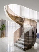Escalier en colimaçon double hélice pour bâtiment commercial, escalier en spirale avec éclairage LED et garde-corps en verre