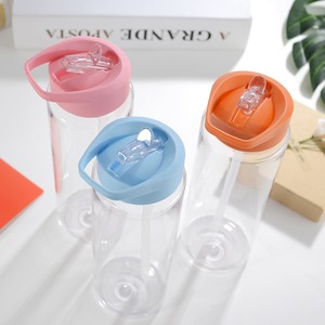 Bouteille d'eau sport en plastique sans BPA de 700 ml avec paille et logo personnalisé - Product Image 2