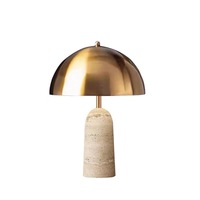 Lampe de bureau en marbre de luxe style nordique, pour chambre à coucher, salon, hôtel, gîte, lampe de chevet tendance en forme de champignon, modèle en métal pour chambre d'exposition