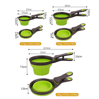 Cuillère doseuse pour nourriture pour chien en silicone 4 en 1 personnalisée en usine, pliable et repliable avec clip pour sac, bols et mangeoires pour animaux de compagnie