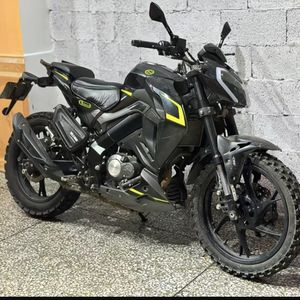 Benelli Xiao Xunlong 150 : Moteur EFI 3-temps 11,3 kW, motos et motocyclettes d'<span class=keywords><strong>occasion</strong></span> - Product Image 5