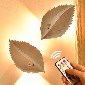 Lampe murale en forme de feuille RGBW à télécommande, capteur de mouvement et rechargeable par USB, lumière de nuit LED à intensité variable pour chambre à coucher, salon - Product Image 1
