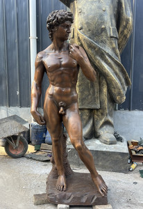 Sculpture <span class=keywords><strong>de</strong></span> figure masculine grandeur nature en bronze <span class=keywords><strong>de</strong></span> style <span class=keywords><strong>Renaissance</strong></span>, sur mesure, avec moulage, pour projets <span class=keywords><strong>de</strong></span> jardinage et d'art public - Product Image 6
