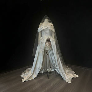 Robe de mariée sirène moderne NT15 avec col bateau long, en satin et dentelle, appliques de cristaux et fleurs 3D, avec surjupe - Product Image 1