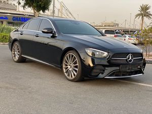 Puissance et performances d'occasion Mer cedes Benz <span class=keywords><strong>E300</strong></span> 2021 Année modèle GCC Specs voitures prêtes à partir - Product Image 2
