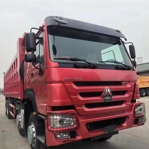 Sino Truck <span class=keywords><strong>Camion</strong></span> à benne basculante à 12 roues Howo 8X4 Sinotruck <span class=keywords><strong>Camion</strong></span> lourd à benne basculante 4x4 Capacité de 12 <span class=keywords><strong>tonnes</strong></span> Diesel Manuel Gauche Utilisé Caméra Chine - Product Image 4