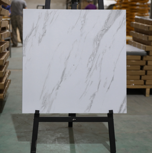 Revêtement de sol en <span class=keywords><strong>vinyle</strong></span> de luxe auto-adhésif/sur support sec en PVC imperméable de 2 mm 3 mm, carrelage en <span class=keywords><strong>vinyle</strong></span> LVP LVT, 30*30 cm, sol en <span class=keywords><strong>vinyle</strong></span> marbré - Product Image 2