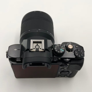 ขายส่งกล้อง <span class=keywords><strong>Sony</strong></span> <span class=keywords><strong>A7</strong></span> Alpha 7 ฟูลเฟรม มิเรอร์เลส เลนส์ 28-70 มม. 24.3MP117 AF WiFi NFC สำหรับ Vlog มืออาชีพ ขายต่อ จำนวนมาก - Product Image 4