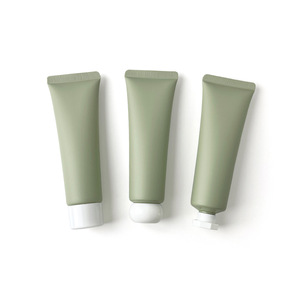 หลอดบรรจุภัณฑ์เครื่องสำอางสีเขียวด้าน ขนาด 50 กรัม 50 มล. สำหรับผลิตภัณฑ์ทำความสะอาดผิวหน้า โลชั่นทามือ บีบีครีม พร้อมหัวปั๊มสุญญากาศพลาสติก (แบบฉลากส่วนตัว) - Product Image 4