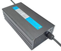 Chargeur de batterie au lithium portable intelligent MINGCHONG MC900B à réglage rapide 72V10A 900W certifié CE CB KC pour trottinette électrique