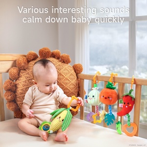 Tumama enfants cadeau jouets apaisants citrouille légumes hochets en peluche ensembles de dentition suspendus aux bébés berceau poussettes activité Mobile - Product Image 4