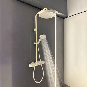 Ensemble <span class=keywords><strong>de</strong></span> robinets <span class=keywords><strong>de</strong></span> <span class=keywords><strong>douche</strong></span> <span class=keywords><strong>de</strong></span> pluie montés au <span class=keywords><strong>plafond</strong></span> pour salle <span class=keywords><strong>de</strong></span> bains moderne Mitigeur d'eau chaude et froide Ensemble <span class=keywords><strong>de</strong></span> robinets <span class=keywords><strong>de</strong></span> pommeau <span class=keywords><strong>de</strong></span> <span class=keywords><strong>douche</strong></span> carrés en laiton - Product Image 4