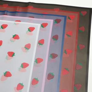 Paquete de 20 Piezas de Papel de Envolver Flores de Pulpa Química-Mecánica Virgen, Impermeable, de Doble Cara, Sin Recubrimiento, con Impresión UV - Product Image 3