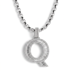 Colgante de Lujo con Letra Q de Moissanita, Chapado en Rodio, Cadena de Plata 925, Colgante Unisex para Uso Diario - Product Image 1