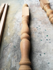 Balaustres de Madera Maciza, Variedades de Postes de Madera que Incluyen Melunak, Nyatoh, Red Meranti, Durian y Mengkulang Duraderos - Product Image 4