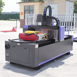 6010 1610 1390 Mini tôle découpée 2000W Machine de découpe laser à fibre 3 axes CNC fibre 600X1000mm - Product Image 1