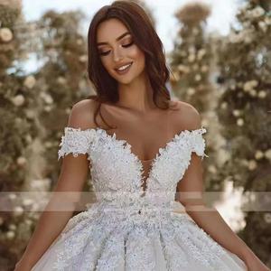NDB10550 Nouvelle robe <span class=keywords><strong>de</strong></span> <span class=keywords><strong>mariée</strong></span> française à épaules dénudées en dentelle à traîne, <span class=keywords><strong>grande</strong></span> <span class=keywords><strong>taille</strong></span> - Product Image 2