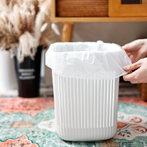 Mini sacs poubelles transparents de 1,2 gallon pour chambre et bureau - Product Image 2