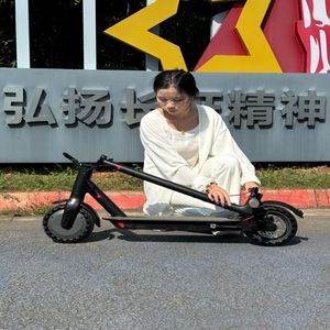 <span class=keywords><strong>Scooter</strong></span> Eléctrico para Adultos <span class=keywords><strong>D8</strong></span> <span class=keywords><strong>PRO</strong></span>, Entrega en la UE y el Reino Unido, 25 KM/H, 10.4 AH, Motor sin Escobillas de 250 W, Aleación de Aluminio, Plegable, Control por Aplicación, 25-30 km de Autonomía - Product Image 5