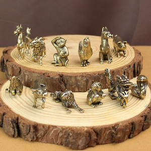 Juego de Doce Figuras de Animales del Zodiaco en Latón - Rata, Buey, Tigre, Conejo, Dragón, Serpiente, Caballo, Cabra, Mono, Gallo, Perro, Cerdo - Product Image 2