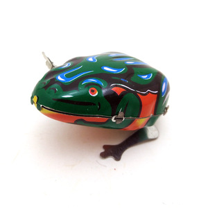 Figurine de grenouille sauteuse mécanique rétro en fer blanc, personnalisée en usine, jouet de collection, ornement décoratif vintage - Product Image 1