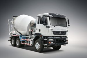 Camión Mezclador de Concreto de Alta Potencia de Excavación 12CBM SINOTRUK HOWO 7 6x4 con Caja de Cambios de 10 Ruedas y Sistema Hidráulico Completo para Construcción - Product Image 2