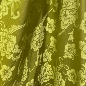 Tessuto Jacquard Satinato 100% Poliestere Premium Antirughe <span class=keywords><strong>per</strong></span> Produzione di Biancheria da Letto, Tende e Abbigliamento - Product Image 4