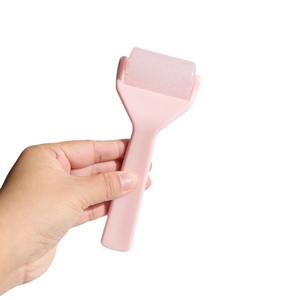 Rodillo de Hielo de Gel Translúcido de PE, Instrumento de Belleza Facial, Masajeador Facial con Hielo - Product Image 5