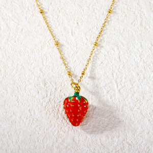 Nueva Cadena de clavícula de acero inoxidable que no se desvanece, collar con colgante de fresa que gotea aceite rojo de fruta dulce a la moda - Product Image 5